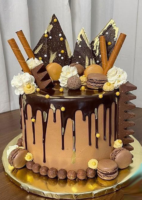 Edible Decorations Cake - CED13